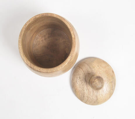 Barrel wooden jar lifestyle shot
