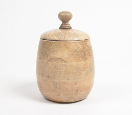 Barrel wooden jar with lid in place