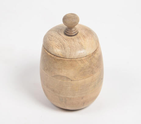 Barrel wooden jar full view