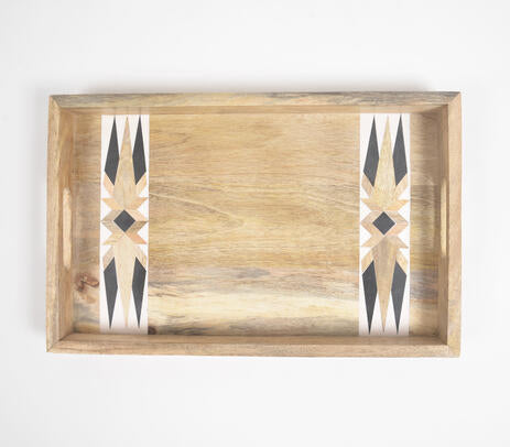 Handcut mango wood tray detail close-up