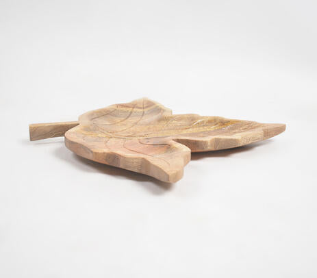 Maple leaf platter full view