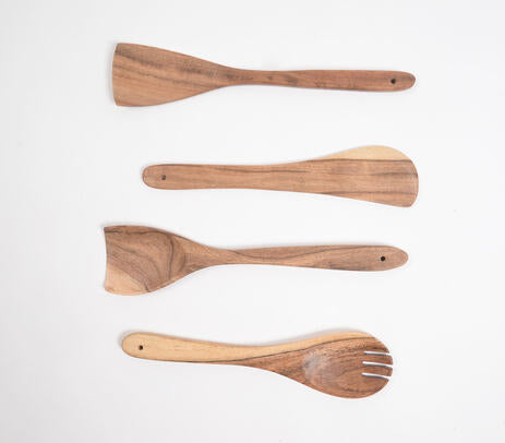Acacia spoon set full view