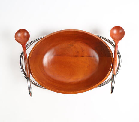 Mango wood bowl set paired with tableware