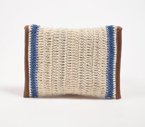 Full view of the finished raffia beach clutch