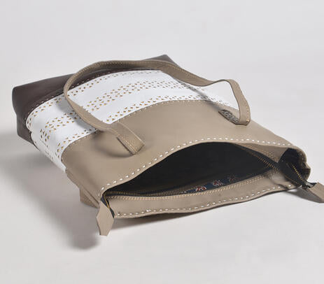 Leather tote bag full view