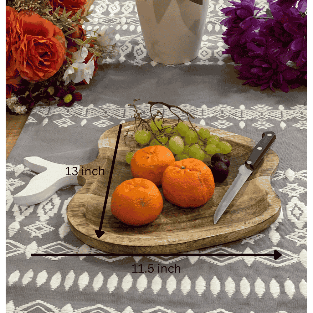 Mango wood apple tray at an angle