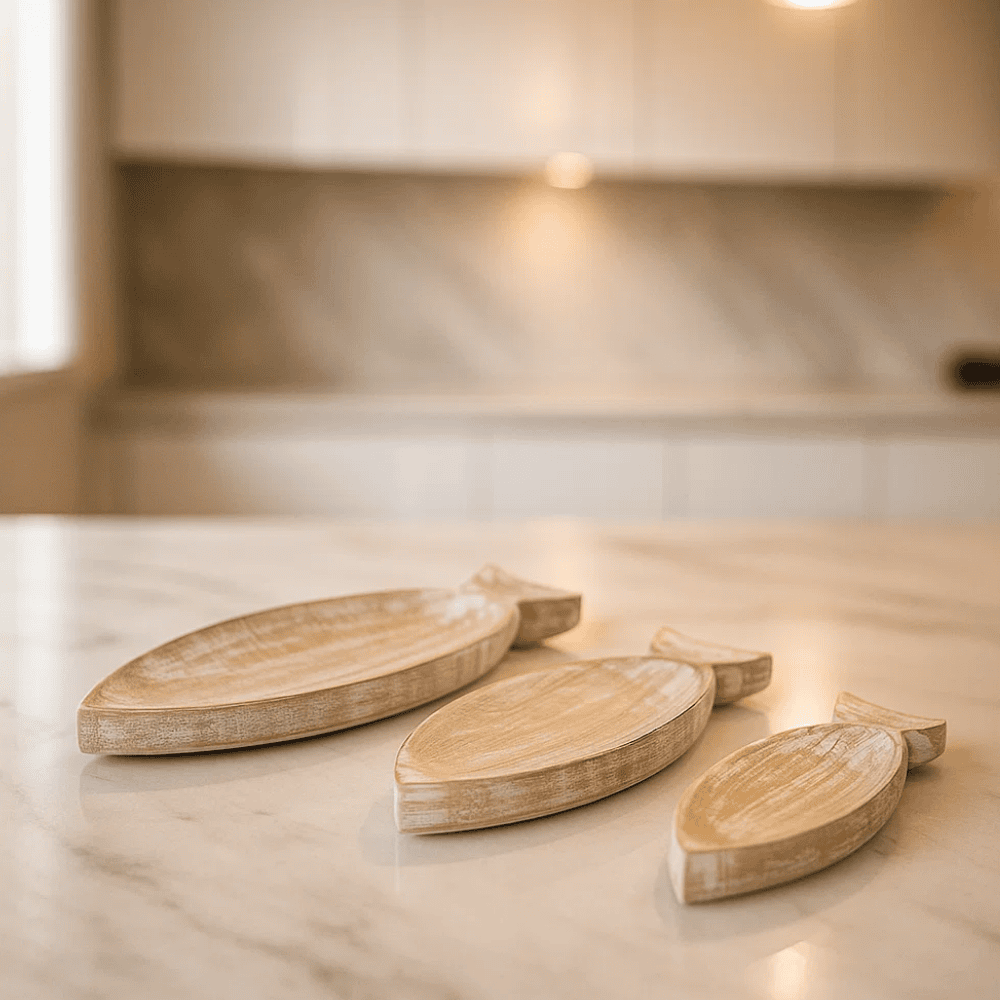 Fish shaped trays wood grain detail