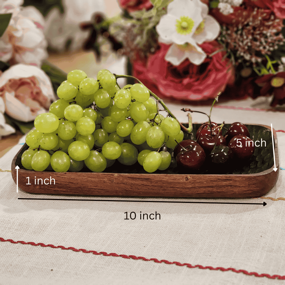 Enamelled acacia tray wood edge detail