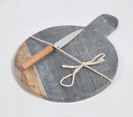 Paddle chopping board lifestyle shot