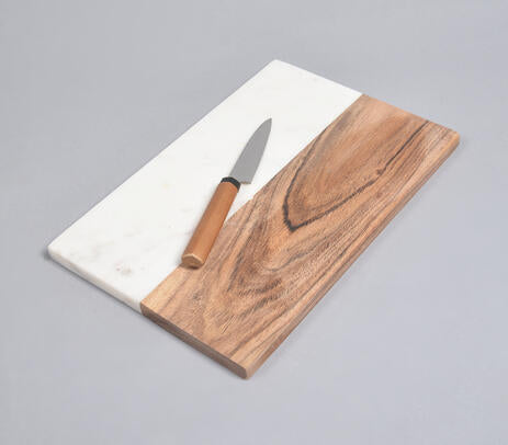 Marble chopping board lifestyle shot