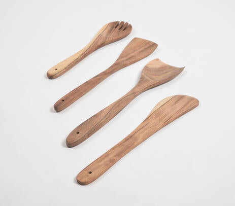 Acacia spoon set detail shot