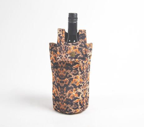 Floral jungle wine bag lifestyle shot