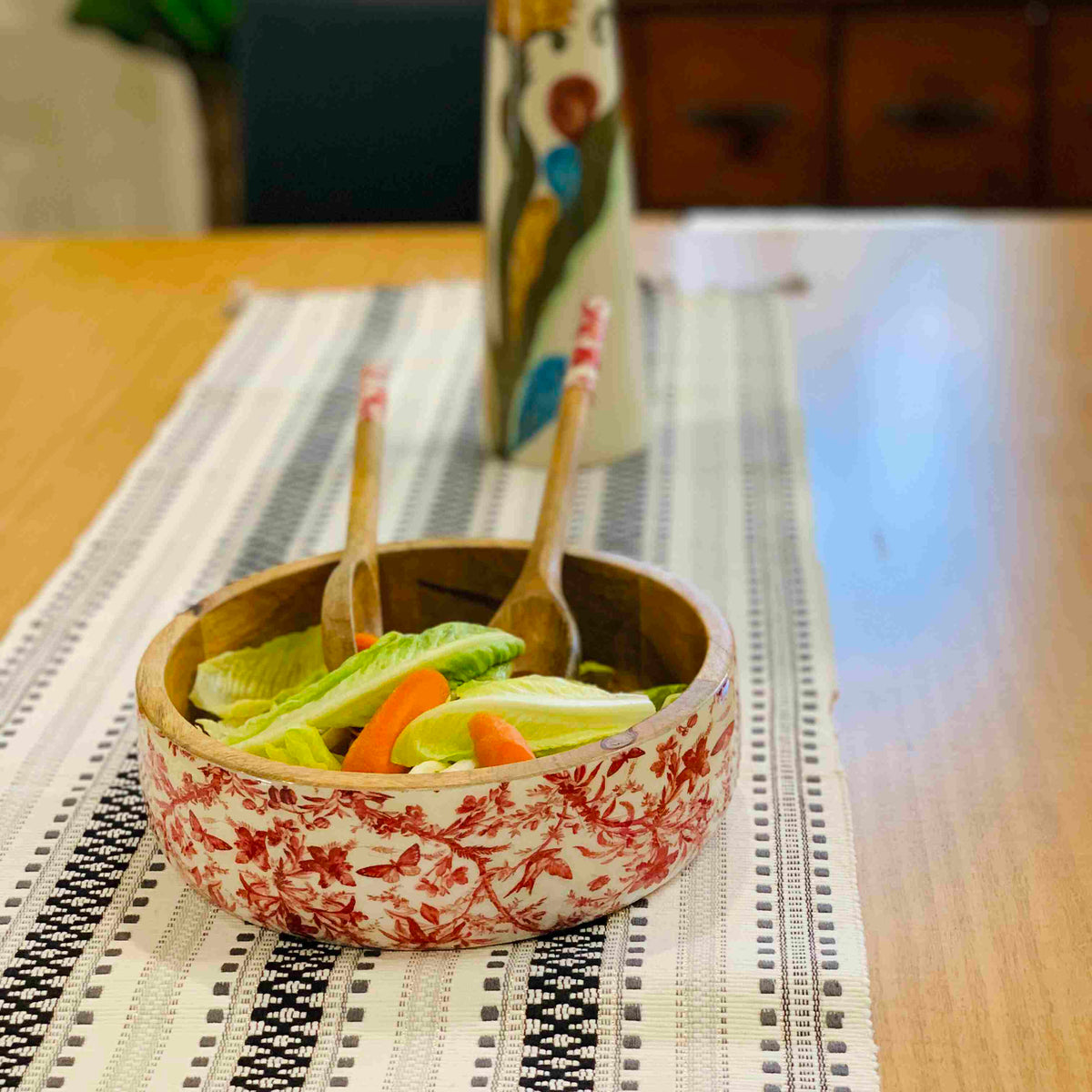 Floral salad bowl set side view