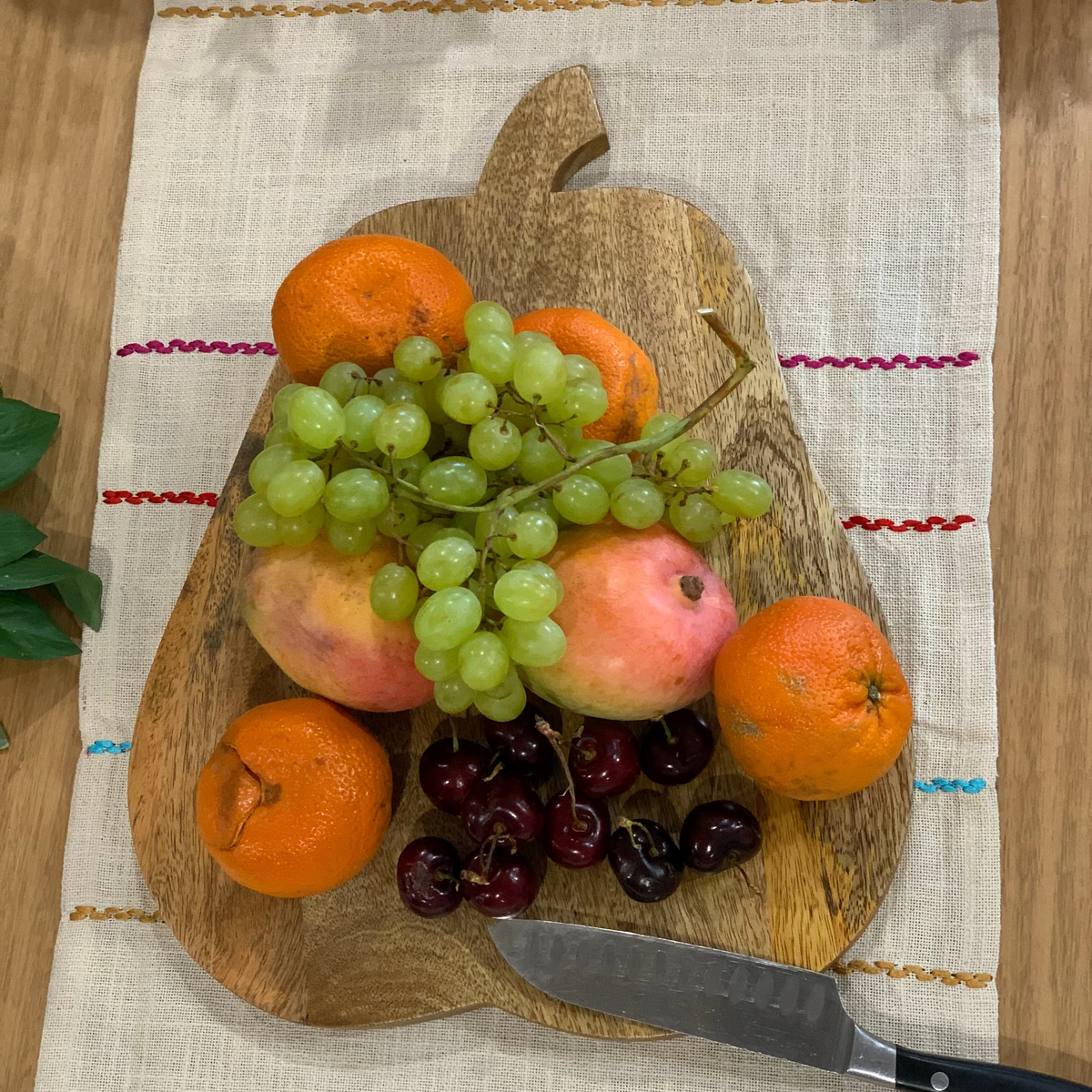 Pear shaped chopping board edge view