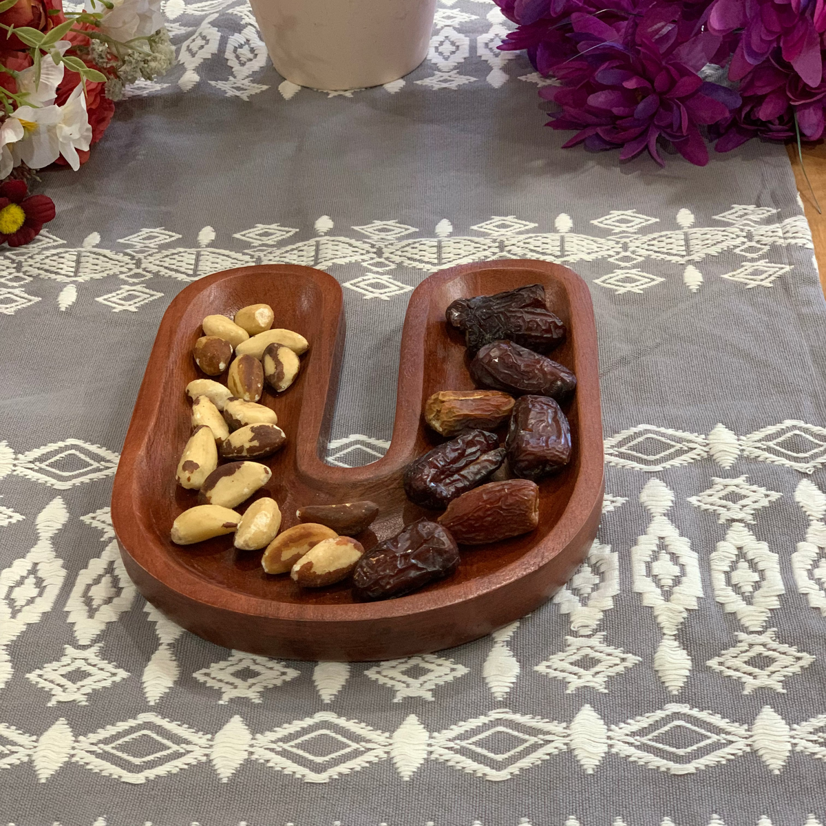 Magnet shaped platter detail close-up