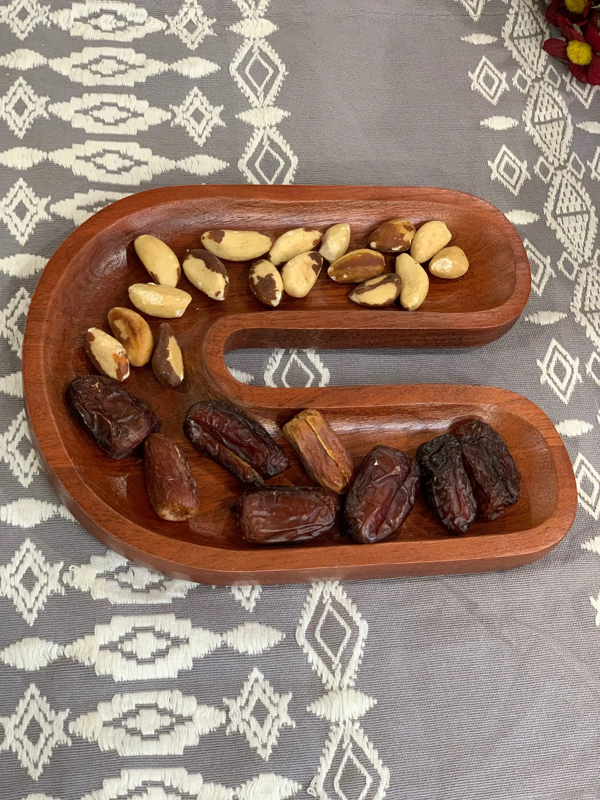 Magnet shaped platter front view