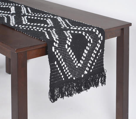 Statement Monochromatic Diamond Patterned Table Runner