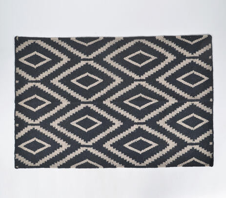 Handwoven Cotton & Jute Diamond Monochrome Rug