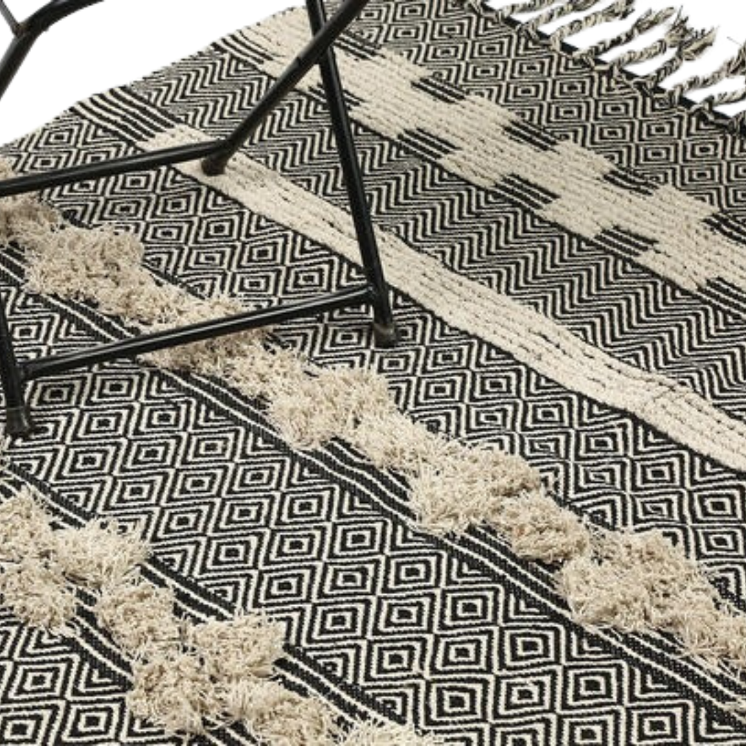 Tufted Handwoven Rug