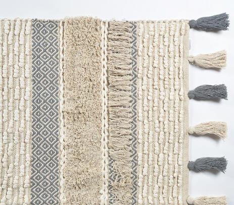 Handwoven & Tufted Smokey Rug
