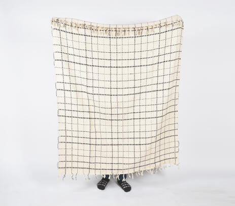 Neutral Checkered Cotton Throw with Tassels – Handwoven