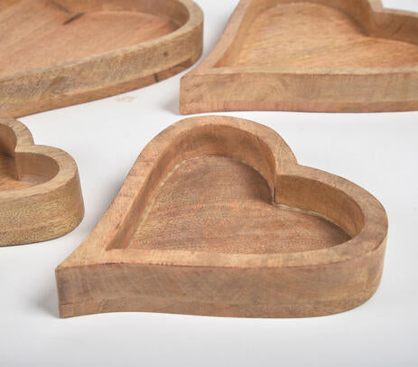 Heart-Shaped Mango Wood Trays – Nesting Set of 4