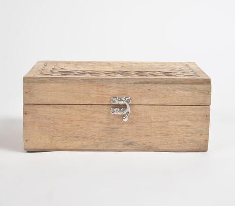 Hand Carved Classic Wooden Keepsake Box Q