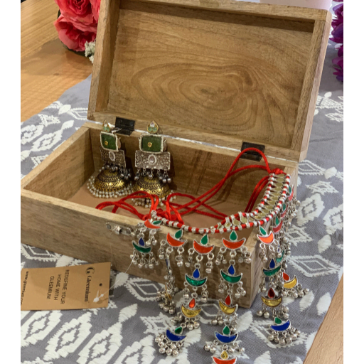 Hand Carved Wooden Keepsake Box – Eco-Friendly