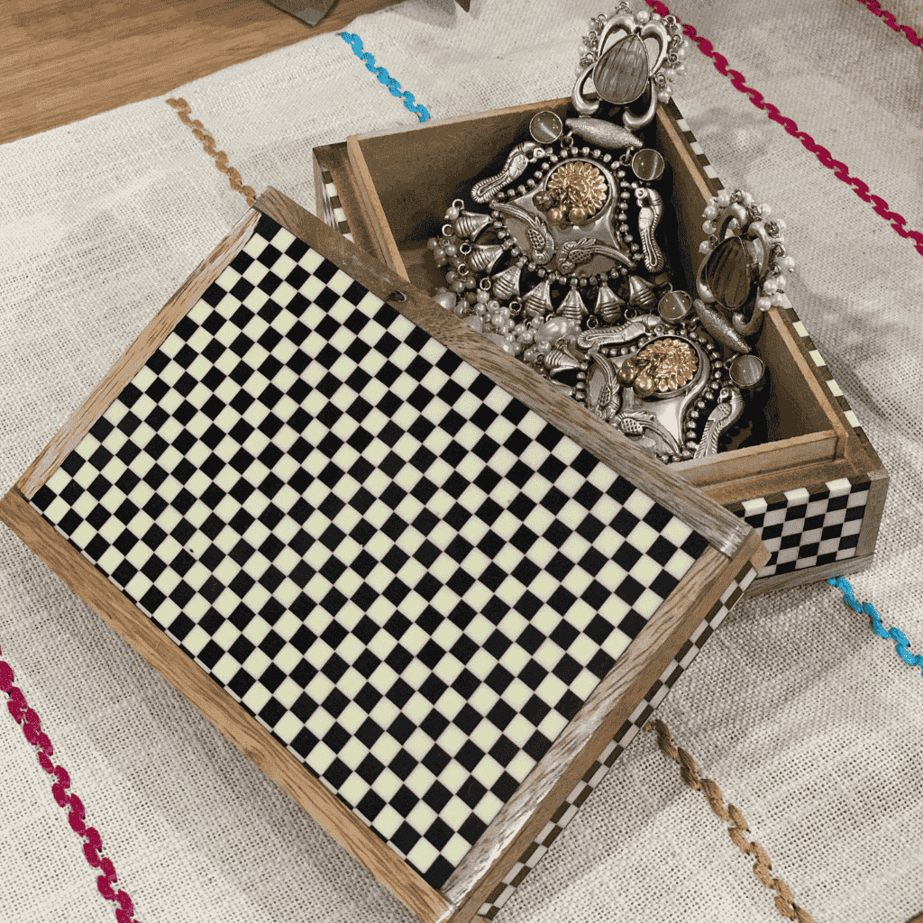Checkered Monotone Resin &amp; Wood Jewelry Box