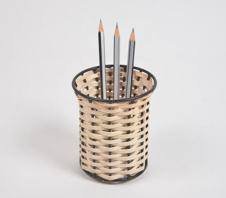 Handcrafted Cane &amp; Iron Pen Stand