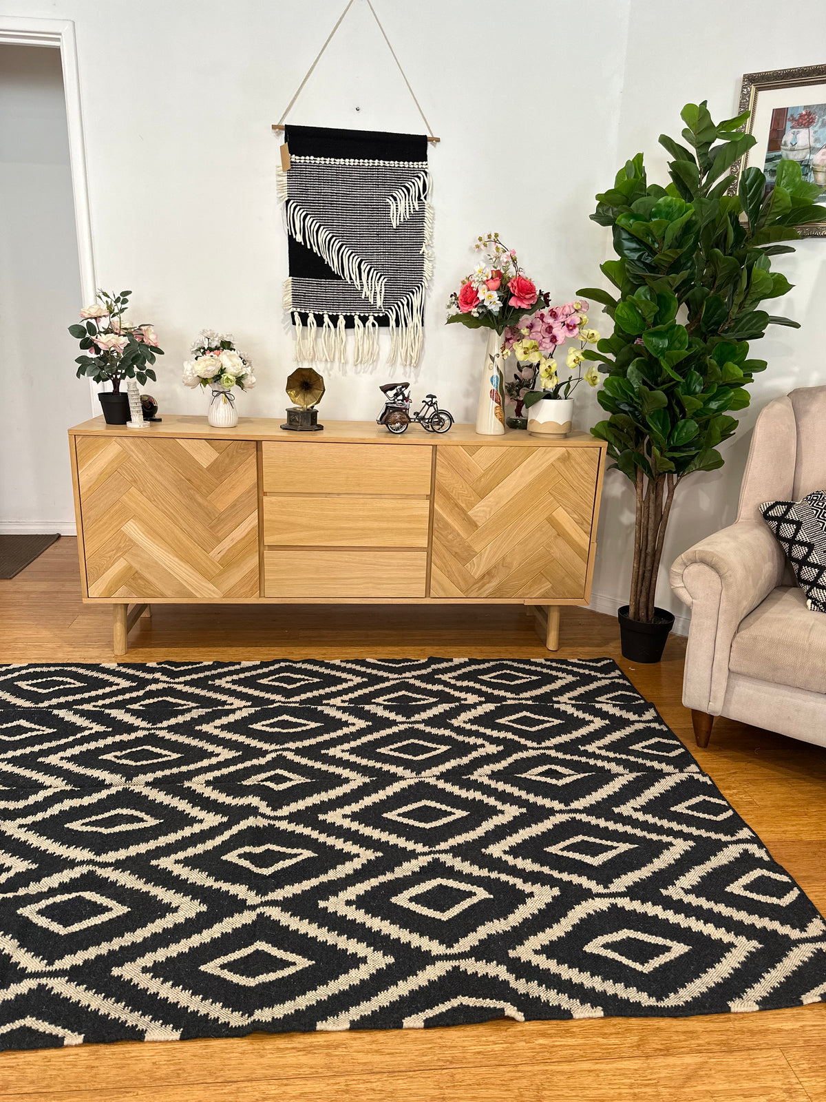 Handwoven Cotton &amp; Jute Diamond Monochrome Rug