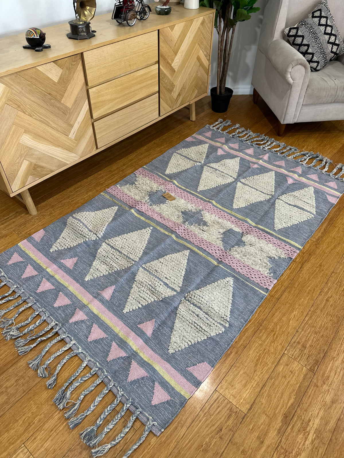 Geometric Fringed Rug with Tassel Braids
