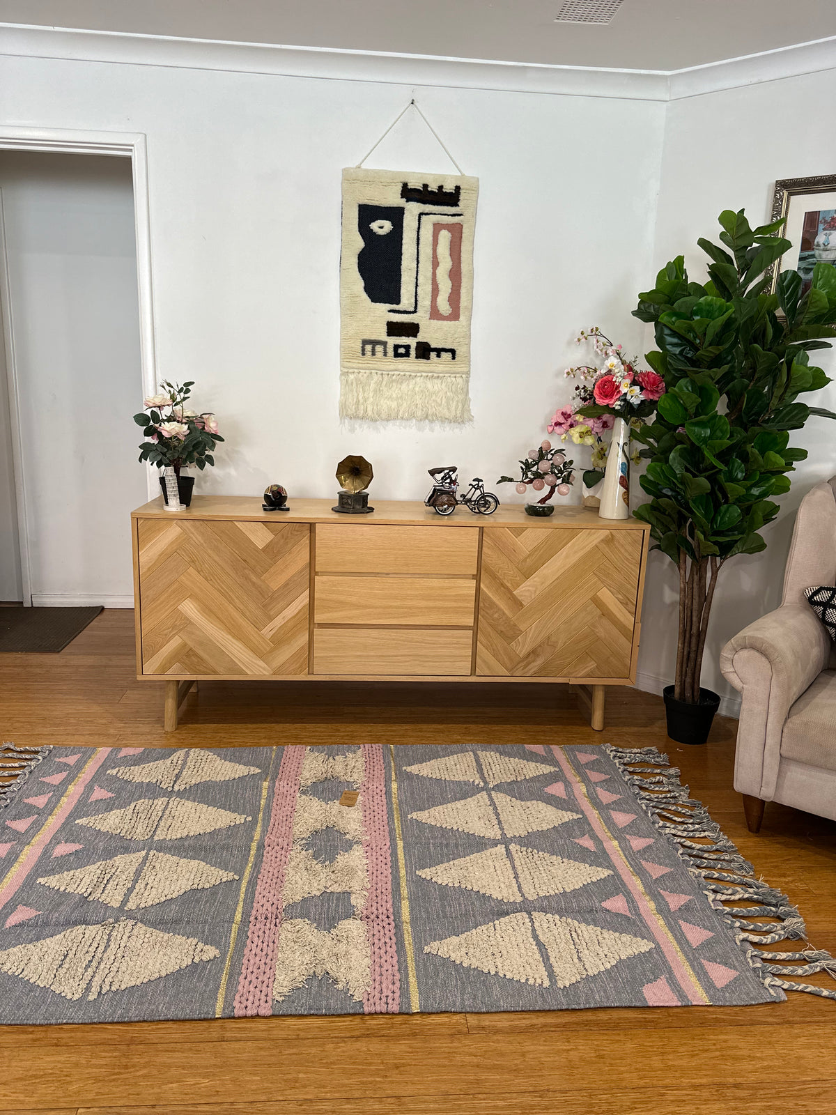 Geometric Fringed Rug with Tassel Braids