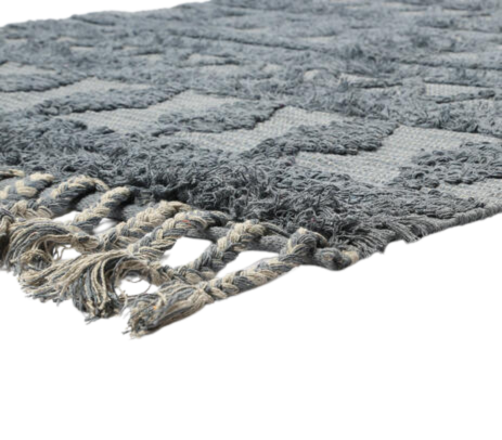 Tufted Ash Grey Tasseled Rug